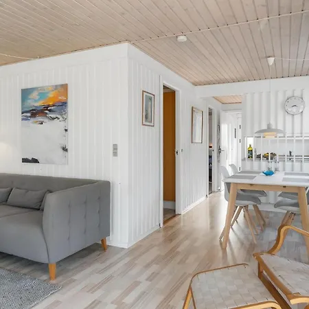 Casa vacanze Lovely In Aakirkeby With Wifi *
